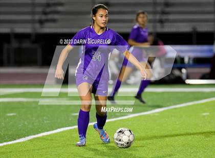 Thumbnail 1 in Marcos de Niza vs Arizona College Prep (Coyote Classic Tournament) photogallery.