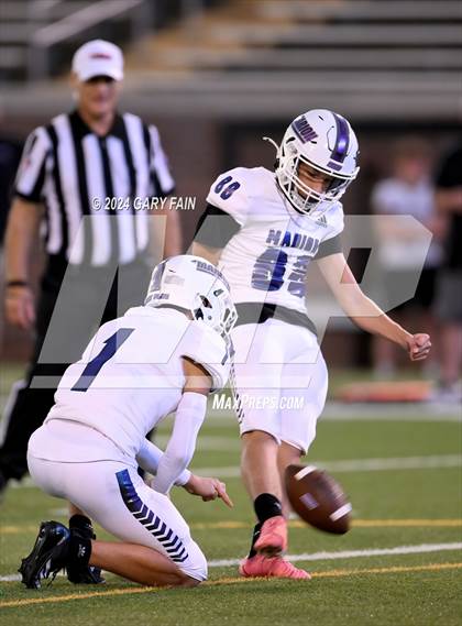 Thumbnail 3 in Marion County vs Hixson (Blue Cross Bowl) photogallery.