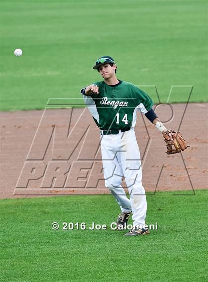 Thumbnail 1 in Reagan [Ronald] vs Churchill (Blossom Athletic Center) photogallery.