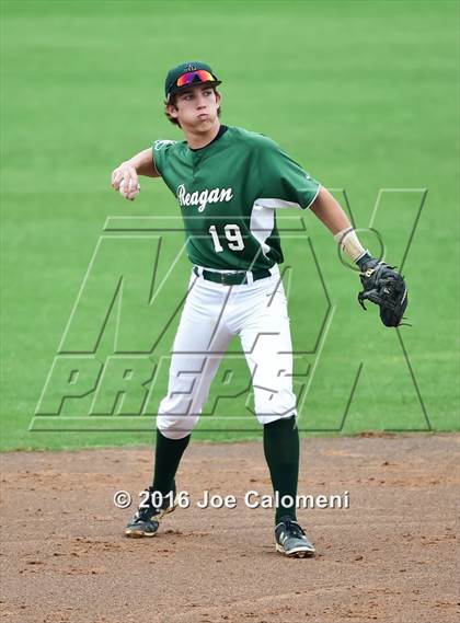 Thumbnail 1 in Reagan [Ronald] vs Churchill (Blossom Athletic Center) photogallery.