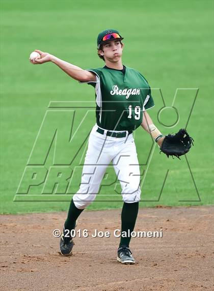 Thumbnail 3 in Reagan [Ronald] vs Churchill (Blossom Athletic Center) photogallery.