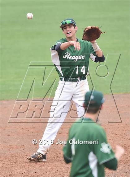 Thumbnail 2 in Reagan [Ronald] vs Churchill (Blossom Athletic Center) photogallery.