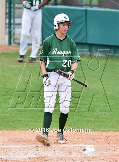 Thumbnail 2 in Reagan [Ronald] vs Churchill (Blossom Athletic Center) photogallery.