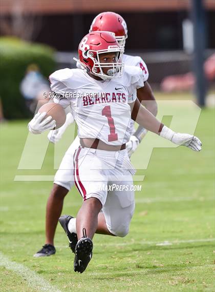 Thumbnail 3 in Brookland-Cayce vs Spartanburg (The Greer Gridiron Classic) photogallery.