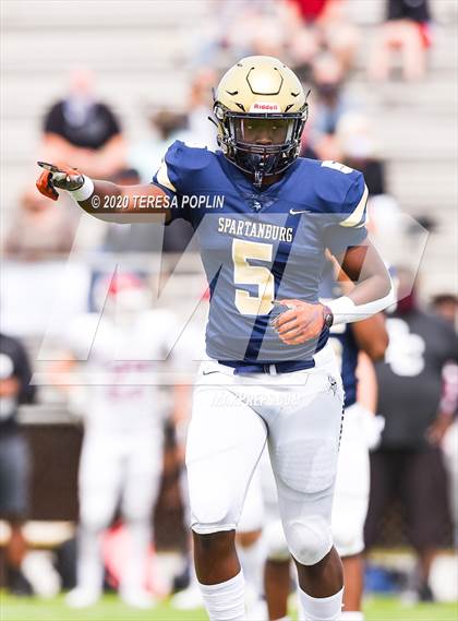 Thumbnail 1 in Brookland-Cayce vs Spartanburg (The Greer Gridiron Classic) photogallery.