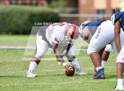Thumbnail 3 in Brookland-Cayce vs Spartanburg (The Greer Gridiron Classic) photogallery.