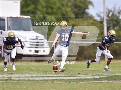 Thumbnail 3 in Brookland-Cayce vs Spartanburg (The Greer Gridiron Classic) photogallery.