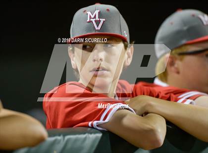 Thumbnail 1 in Red Mountain vs. Mountain View photogallery.