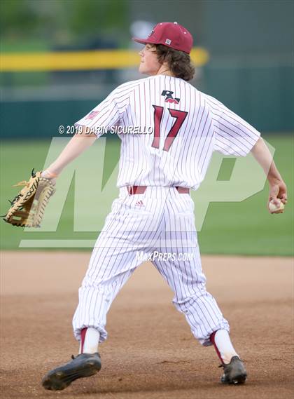 Thumbnail 2 in Red Mountain vs. Mountain View photogallery.