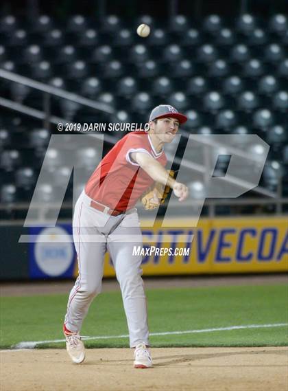 Thumbnail 1 in Red Mountain vs. Mountain View photogallery.