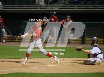 Thumbnail 3 in Red Mountain vs. Mountain View photogallery.
