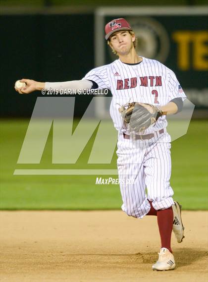 Thumbnail 3 in Red Mountain vs. Mountain View photogallery.