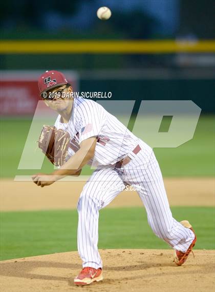 Thumbnail 1 in Red Mountain vs. Mountain View photogallery.