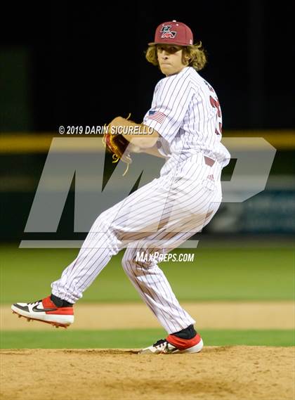 Thumbnail 3 in Red Mountain vs. Mountain View photogallery.