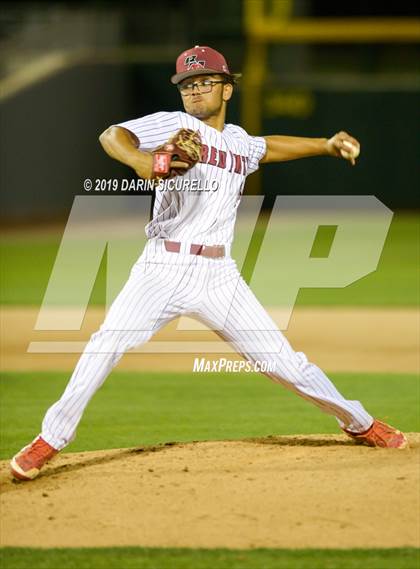 Thumbnail 3 in Red Mountain vs. Mountain View photogallery.