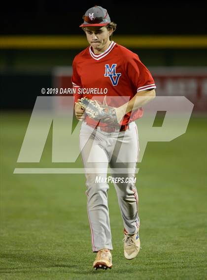 Thumbnail 1 in Red Mountain vs. Mountain View photogallery.