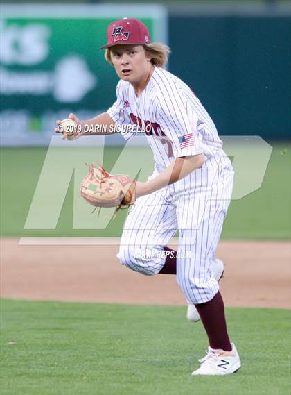 Thumbnail 2 in Red Mountain vs. Mountain View photogallery.