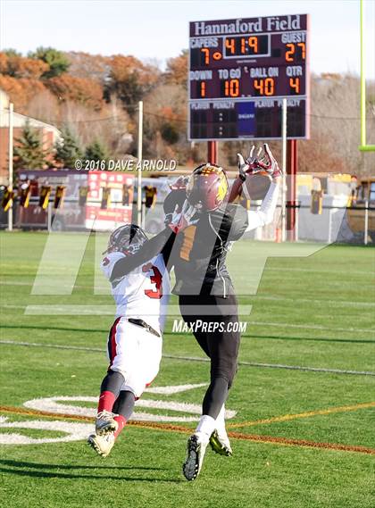 Thumbnail 2 in Cape Elizabeth vs. Wells (MPA Class C Regional Final) photogallery.