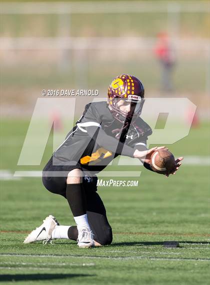 Thumbnail 1 in Cape Elizabeth vs. Wells (MPA Class C Regional Final) photogallery.