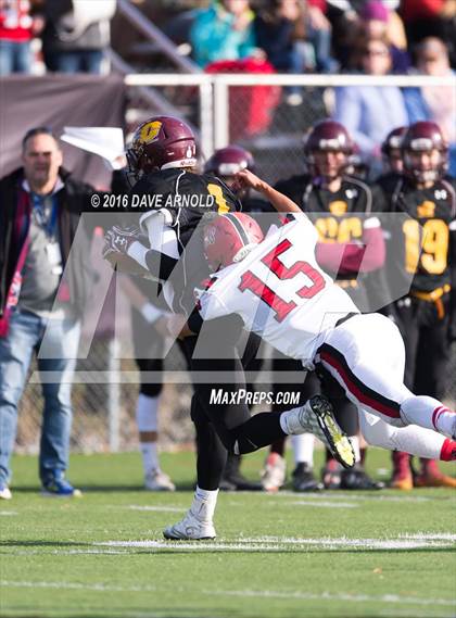 Thumbnail 3 in Cape Elizabeth vs. Wells (MPA Class C Regional Final) photogallery.