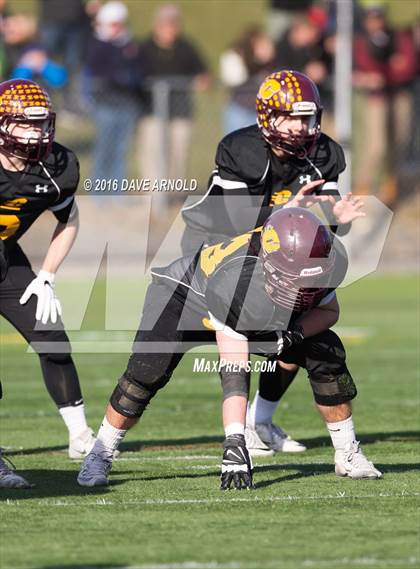 Thumbnail 2 in Cape Elizabeth vs. Wells (MPA Class C Regional Final) photogallery.