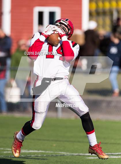 Thumbnail 2 in Cape Elizabeth vs. Wells (MPA Class C Regional Final) photogallery.