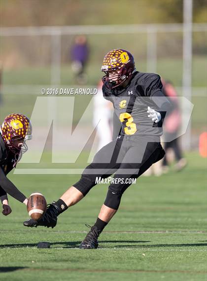 Thumbnail 2 in Cape Elizabeth vs. Wells (MPA Class C Regional Final) photogallery.