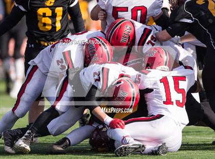 Thumbnail 3 in Cape Elizabeth vs. Wells (MPA Class C Regional Final) photogallery.