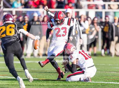 Thumbnail 2 in Cape Elizabeth vs. Wells (MPA Class C Regional Final) photogallery.