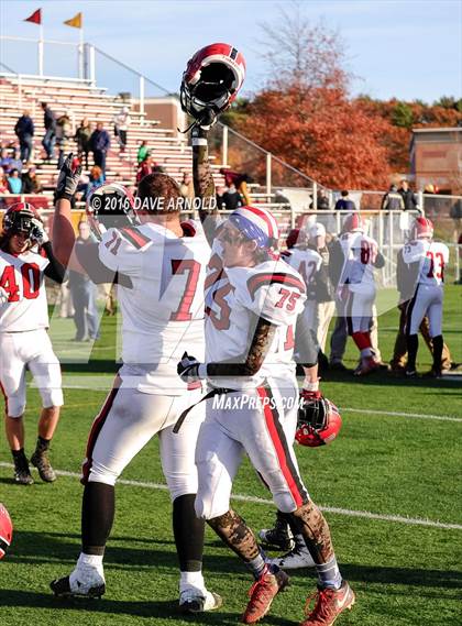 Thumbnail 2 in Cape Elizabeth vs. Wells (MPA Class C Regional Final) photogallery.