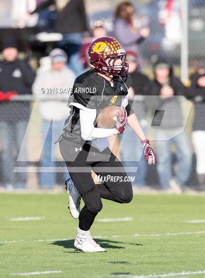 Thumbnail 2 in Cape Elizabeth vs. Wells (MPA Class C Regional Final) photogallery.