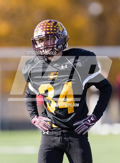 Thumbnail 2 in Cape Elizabeth vs. Wells (MPA Class C Regional Final) photogallery.