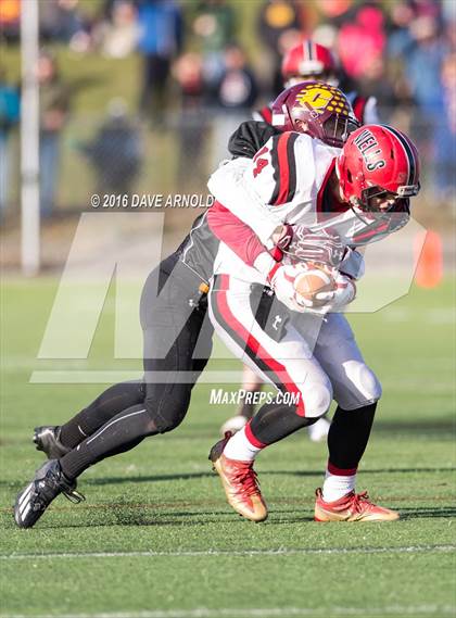 Thumbnail 3 in Cape Elizabeth vs. Wells (MPA Class C Regional Final) photogallery.