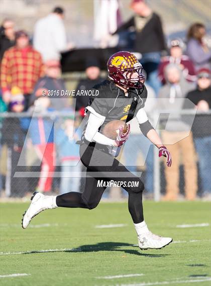 Thumbnail 1 in Cape Elizabeth vs. Wells (MPA Class C Regional Final) photogallery.