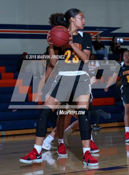Thumbnail 2 in Ventura vs Etiwanda photogallery.