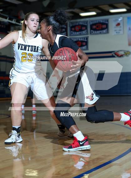 Thumbnail 3 in Ventura vs Etiwanda photogallery.