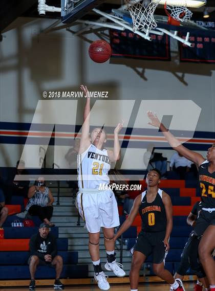Thumbnail 1 in Ventura vs Etiwanda photogallery.
