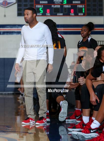Thumbnail 1 in Ventura vs Etiwanda photogallery.