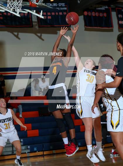 Thumbnail 3 in Ventura vs Etiwanda photogallery.