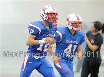 Thumbnail 2 in DeMatha vs. Loyola (I-95 Kickoff Classic) photogallery.