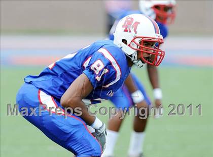 Thumbnail 1 in DeMatha vs. Loyola (I-95 Kickoff Classic) photogallery.