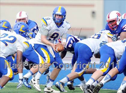 Thumbnail 1 in DeMatha vs. Loyola (I-95 Kickoff Classic) photogallery.