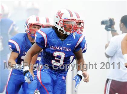 Thumbnail 3 in DeMatha vs. Loyola (I-95 Kickoff Classic) photogallery.