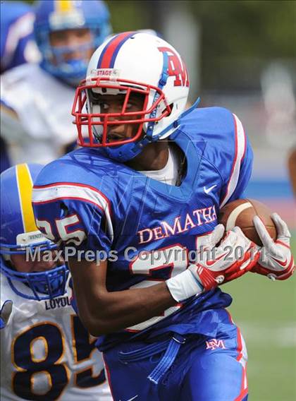 Thumbnail 3 in DeMatha vs. Loyola (I-95 Kickoff Classic) photogallery.