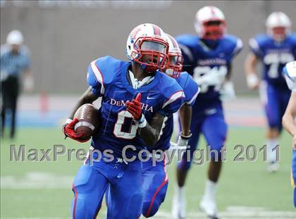 Thumbnail 2 in DeMatha vs. Loyola (I-95 Kickoff Classic) photogallery.