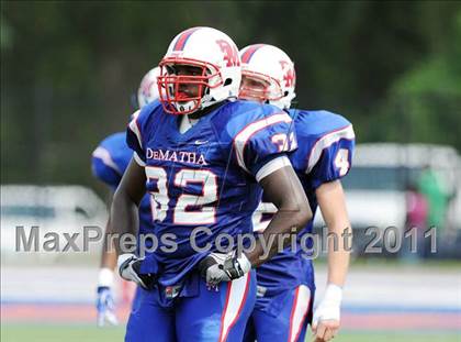 Thumbnail 2 in DeMatha vs. Loyola (I-95 Kickoff Classic) photogallery.