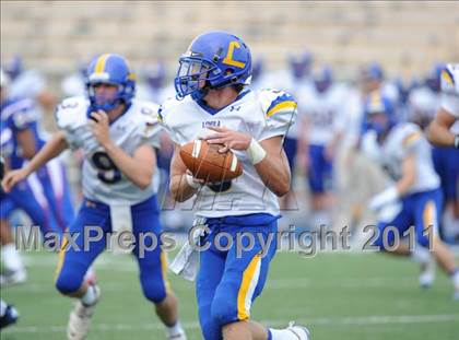 Thumbnail 1 in DeMatha vs. Loyola (I-95 Kickoff Classic) photogallery.