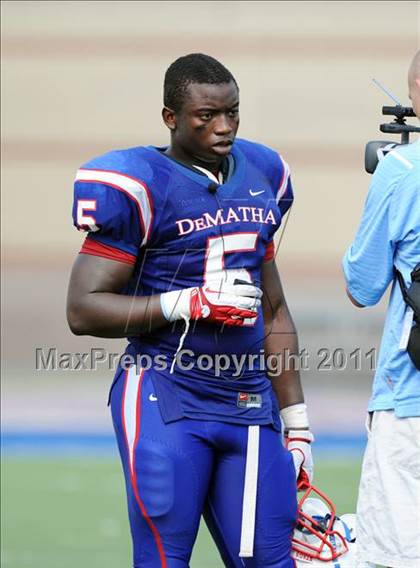 Thumbnail 1 in DeMatha vs. Loyola (I-95 Kickoff Classic) photogallery.