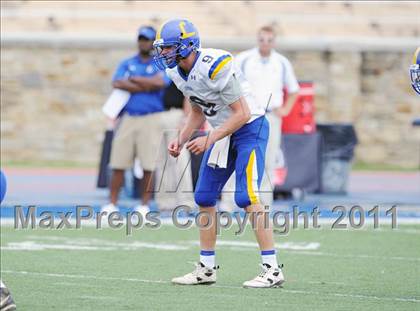 Thumbnail 2 in DeMatha vs. Loyola (I-95 Kickoff Classic) photogallery.