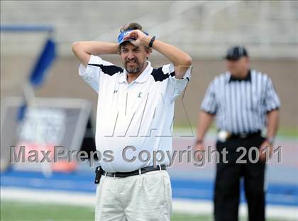 Thumbnail 2 in DeMatha vs. Loyola (I-95 Kickoff Classic) photogallery.